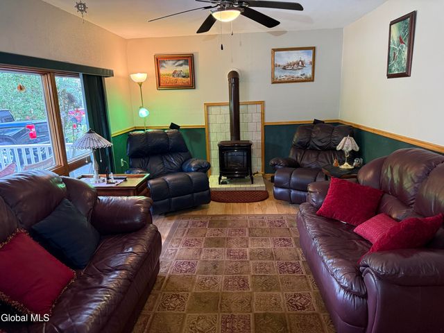 47 Pinewood Road, Queensbury, NY 12804