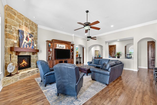 12105 Glenbrook Street, Denton, TX 76207