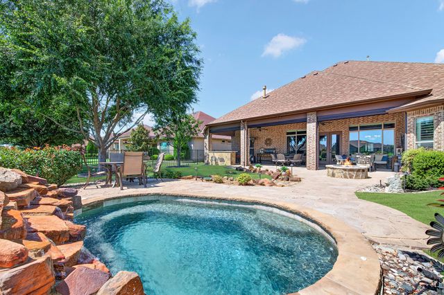 12105 Glenbrook Street, Denton, TX 76207