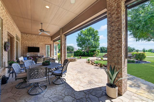 12105 Glenbrook Street, Denton, TX 76207