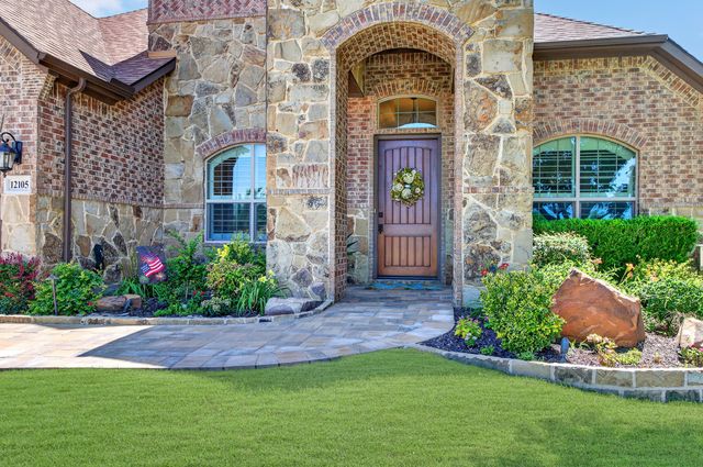 12105 Glenbrook Street, Denton, TX 76207
