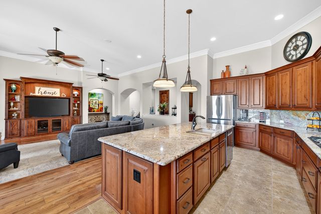 12105 Glenbrook Street, Denton, TX 76207