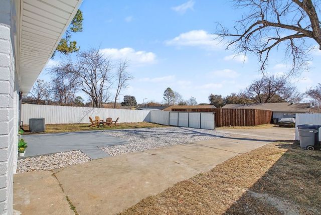 506 Laguna Drive, Richardson, TX 75080