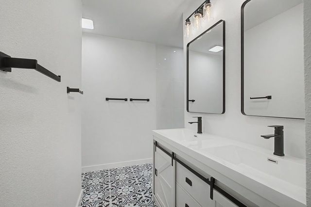 506 Laguna Drive, Richardson, TX 75080