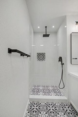 506 Laguna Drive, Richardson, TX 75080