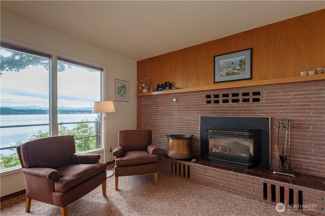 2351 N Nugent Road, Lummi Island, WA 98262