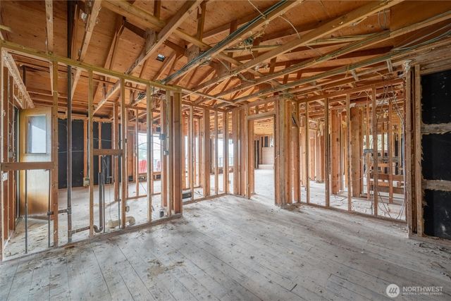 2351 N Nugent Road, Lummi Island, WA 98262