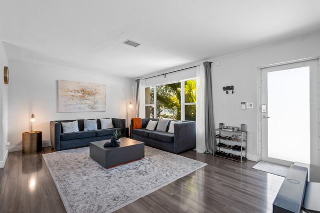1603 Jefferson Street, Hollywood, FL 33020