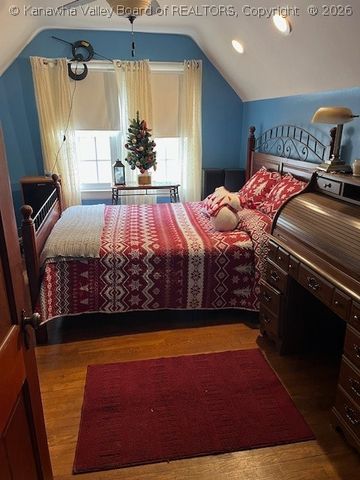 300 67th Street Se, Charleston, WV 25304