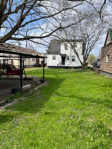 300 67th Street Se, Charleston, WV 25304