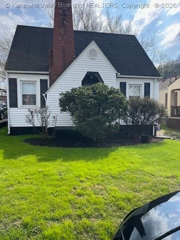 300 67th Street Se, Charleston, WV 25304