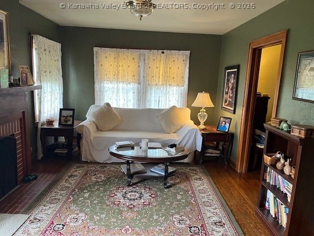 300 67th Street Se, Charleston, WV 25304