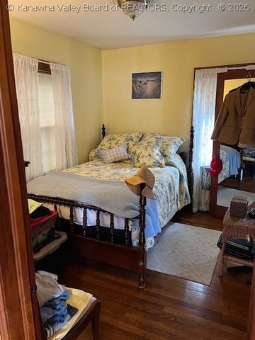 300 67th Street Se, Charleston, WV 25304