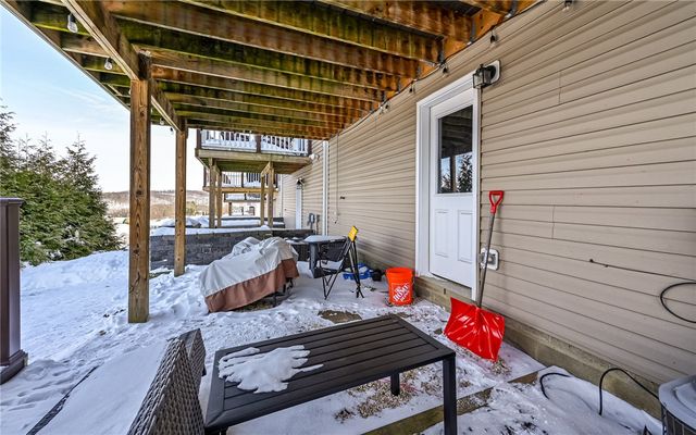 140 Rylie Dr, Jackson Twp, PA 16037