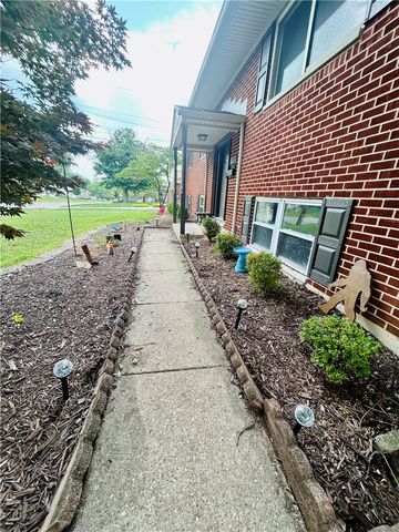 420 Goldleaf Avenue, Vandalia, OH 45377