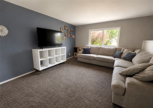 420 Goldleaf Avenue, Vandalia, OH 45377