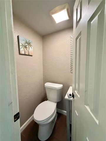 322 Hays Road, Oyster Creek, TX 77541