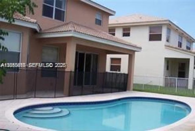 13161 SW 45th Dr, Miramar, FL 33027