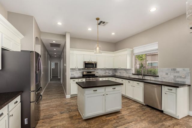 4326 E Cloudburst Court, Gilbert, AZ 85297