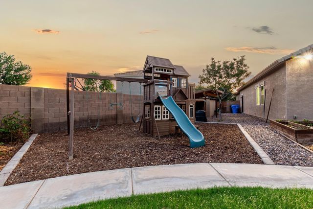 4326 E Cloudburst Court, Gilbert, AZ 85297
