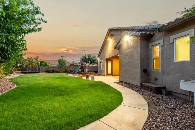 4326 E Cloudburst Court, Gilbert, AZ 85297