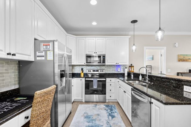 554 Hammock Ave., Murrells Inlet, SC 29576