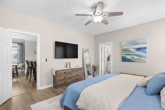 554 Hammock Ave., Murrells Inlet, SC 29576