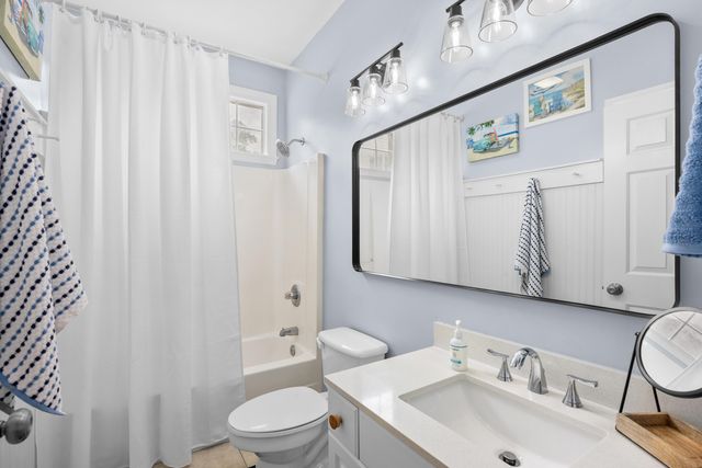 554 Hammock Ave., Murrells Inlet, SC 29576