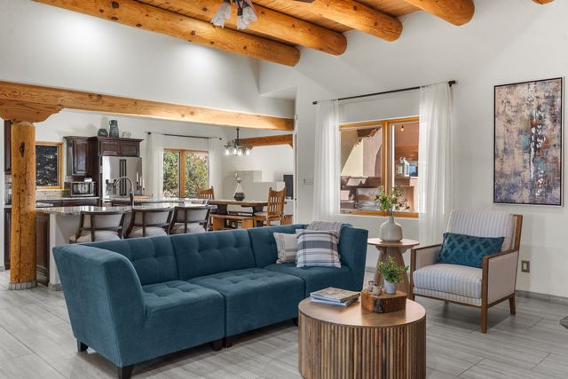 8 S Arroyo Ridge Road, Santa Fe, NM 87508