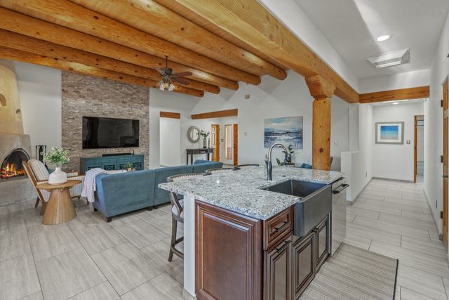 8 S Arroyo Ridge Road, Santa Fe, NM 87508