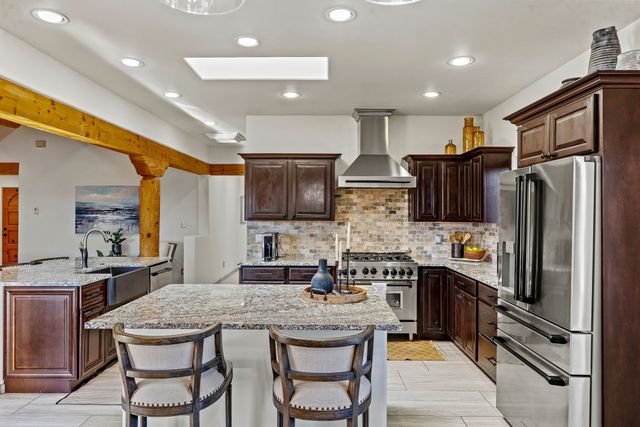 8 S Arroyo Ridge Road, Santa Fe, NM 87508