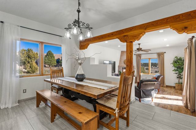 8 S Arroyo Ridge Road, Santa Fe, NM 87508