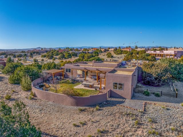 8 S Arroyo Ridge Road, Santa Fe, NM 87508
