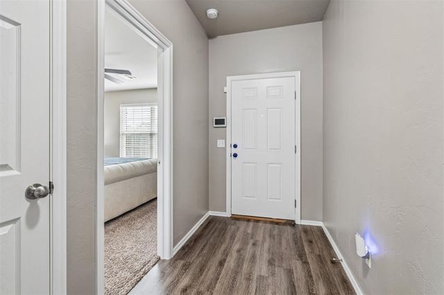 9209 NW 71st Street, Yukon, OK 73099