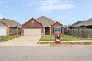 9209 NW 71st Street, Yukon, OK 73099