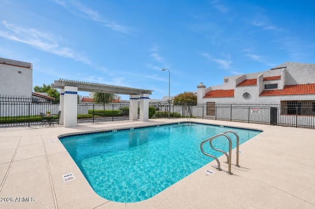 4721 W EVA Street, Glendale, AZ 85302