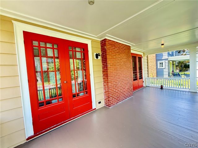 142 Cambridge Street, Syracuse, NY 13210