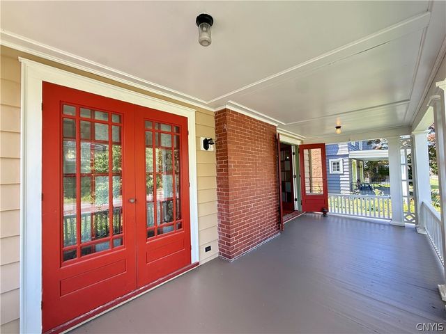 142 Cambridge Street, Syracuse, NY 13210