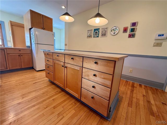 142 Cambridge Street, Syracuse, NY 13210