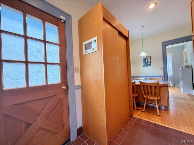 142 Cambridge Street, Syracuse, NY 13210