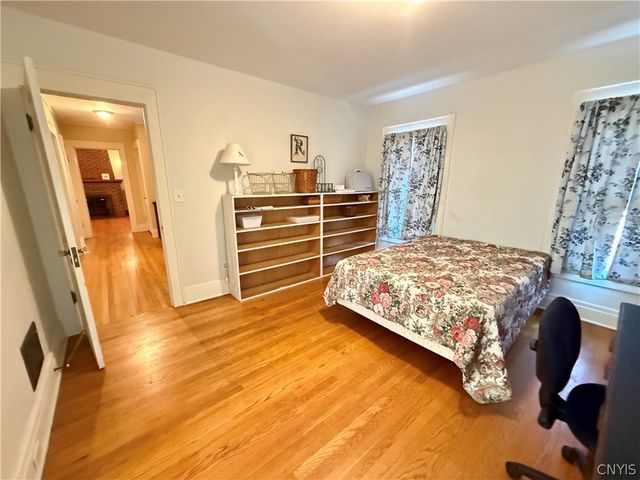 142 Cambridge Street, Syracuse, NY 13210