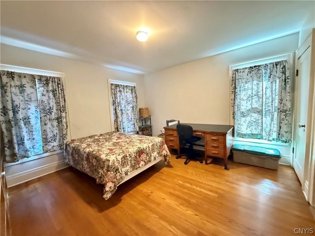 142 Cambridge Street, Syracuse, NY 13210