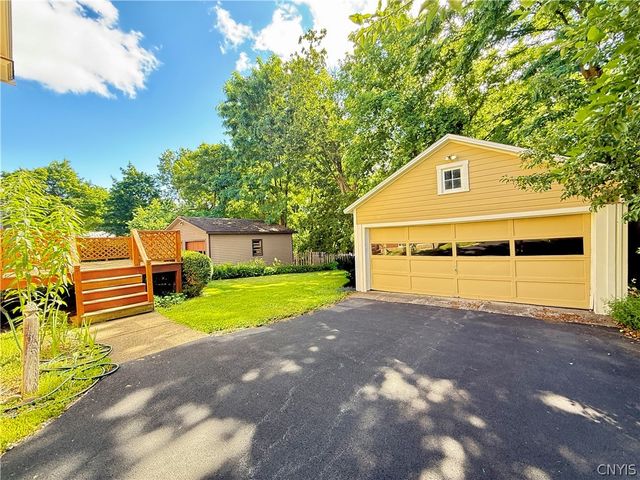 142 Cambridge Street, Syracuse, NY 13210
