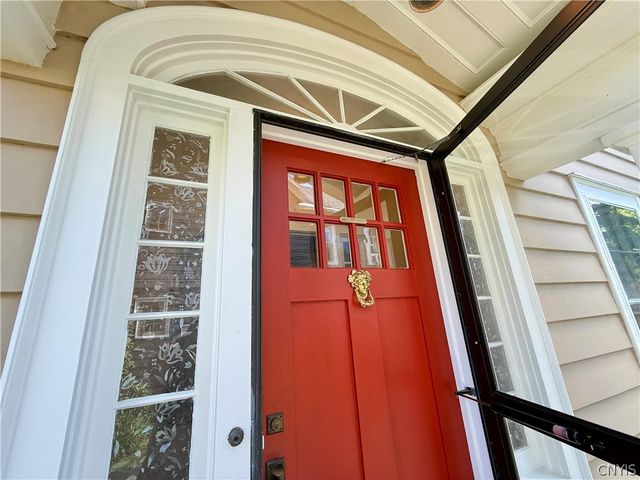 142 Cambridge Street, Syracuse, NY 13210