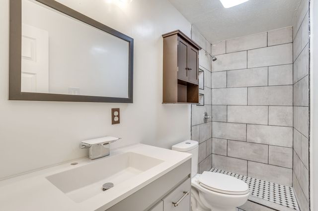 502 N Delaware Street, Irving, TX 75061
