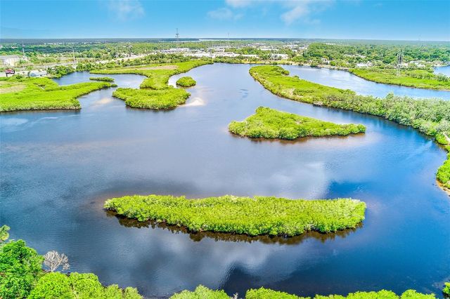 1400 CLUB DRIVE, Tarpon Springs, FL 34689