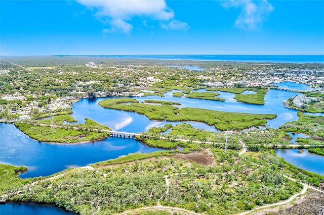 1400 CLUB DRIVE, Tarpon Springs, FL 34689