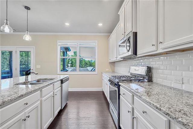 3204 Ivy Farm Path, Buford, GA 30519