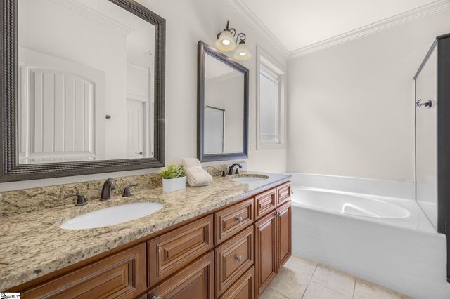 6 Belle Oaks Drive, Simpsonville, SC 29680