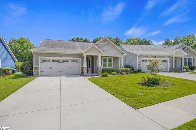 6 Belle Oaks Drive, Simpsonville, SC 29680